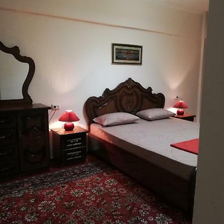 3Br Chorsu Apartamento Tashkent Exterior foto