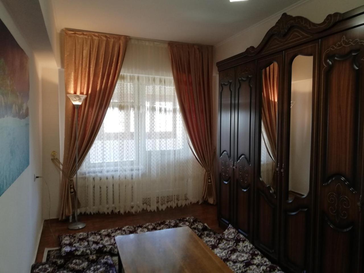 3Br Chorsu Apartamento Tashkent Exterior foto