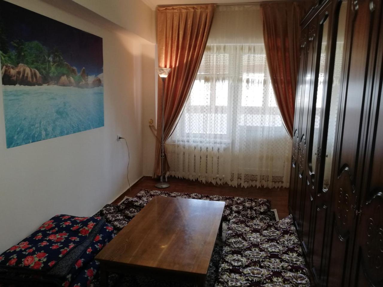 3Br Chorsu Apartamento Tashkent Exterior foto